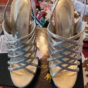 Beautiful gold heels